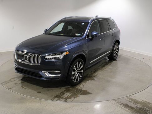 Used 2022 Volvo XC90 T8 Inscription image 1