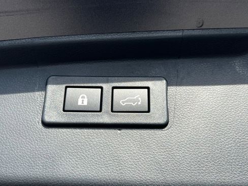 New 2025 Subaru Outback Premium image 18