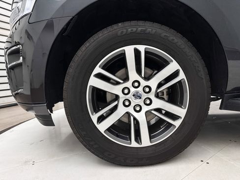 Used 2024 Ford Expedition Limited image 16
