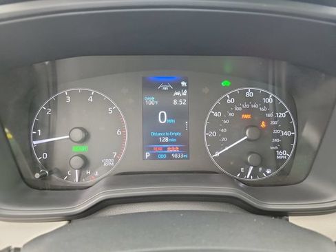 Used 2025 Toyota Corolla LE FWD image 25