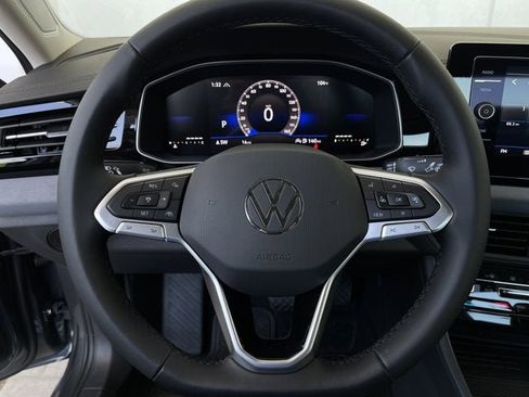 New 2025 Volkswagen Jetta SE image 18