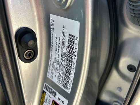 Used 2023 Toyota Tacoma SR AWD/4WD image 10