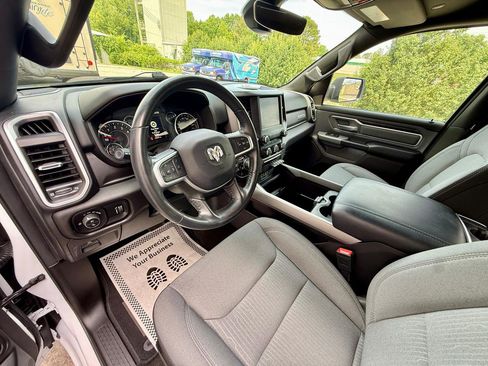 Used 2023 RAM 1500 Big Horn AWD/4WD image 30