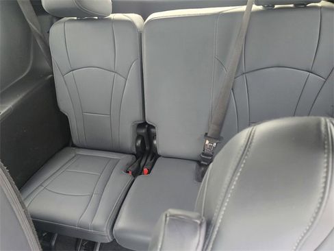 Used 2024 Buick Enclave Essence w/ Sound and Sites Package image 11