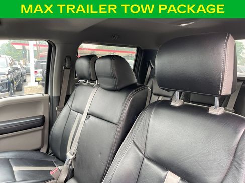 Used 2018 Ford F150 XLT w/ Equipment Group 302A Luxury AWD/4WD image 16