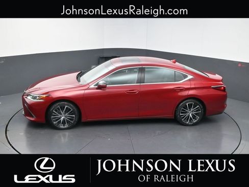 Certified 2024 Lexus ES 350 w/ Premium Package FWD image 29