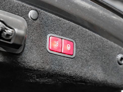 Used 2019 Mercedes-Benz S 560 Sedan image 54