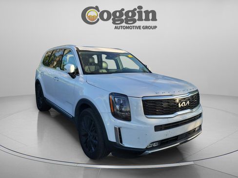 Used 2022 Kia Telluride SX w/ SX Prestige Package image 5