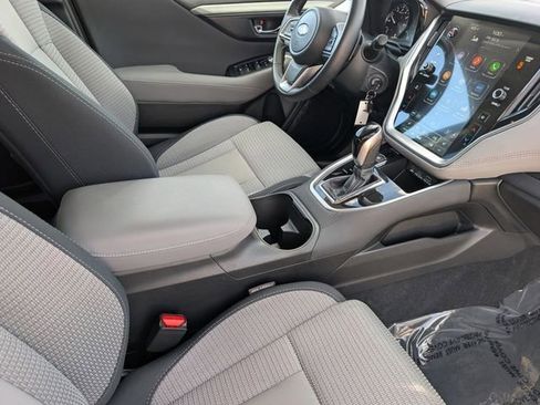 Certified 2025 Subaru Outback Premium w/ Popular Package #1A image 18