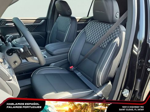 New 2026 GMC Acadia Denali w/ Super Cruise Package FWD image 29
