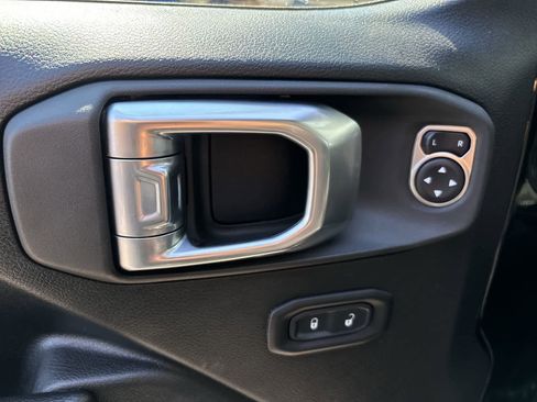 Certified 2021 Jeep Wrangler Unlimited Sport image 8