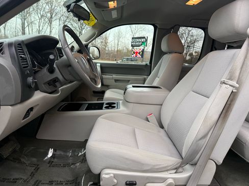 Used 2011 GMC Sierra 2500 SLE image 14