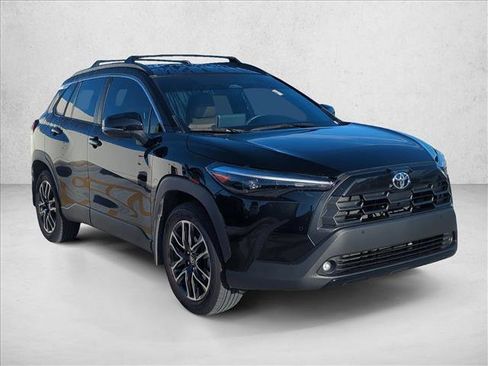 Used 2026 Toyota Corolla Cross XLE w/ Convenience Package AWD/4WD image 3