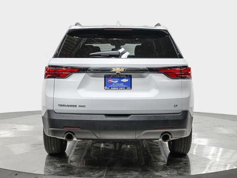 Used 2022 Chevrolet Traverse LT w/ LPO, Floor Liner Package image 5
