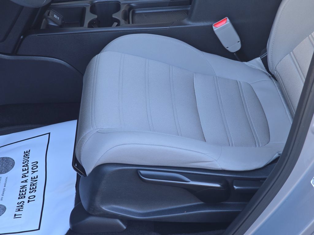 Used 2018 Honda CR-V LX image 30