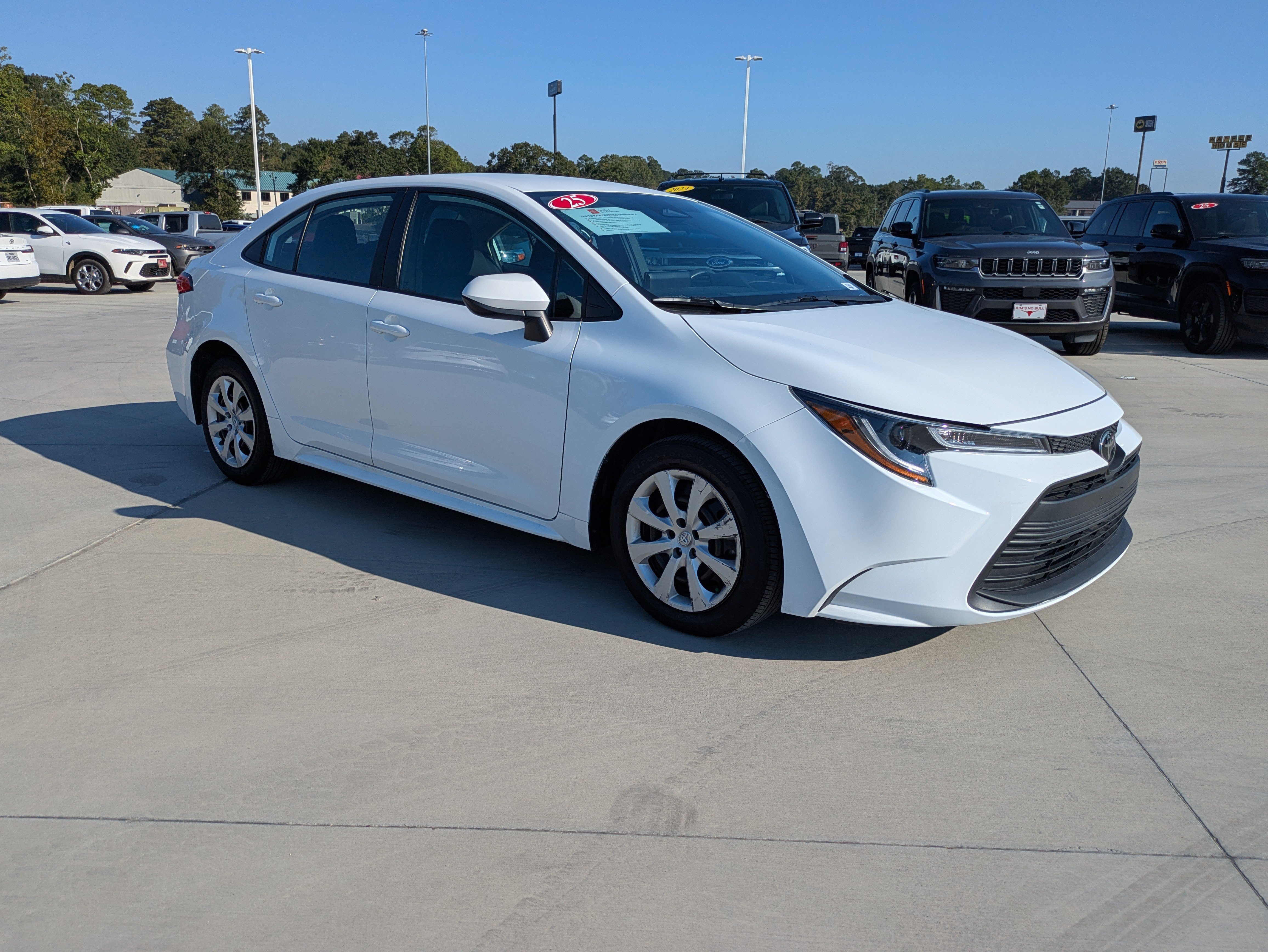 Certified 2025 Toyota Corolla LE FWD image 7