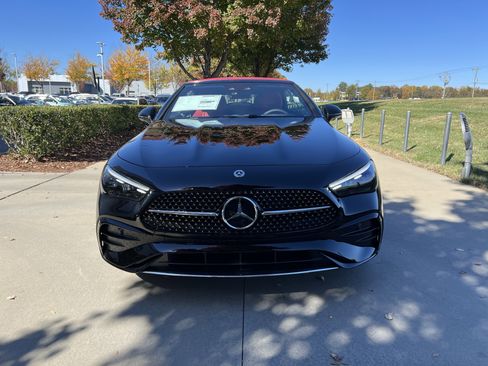 New 2026 Mercedes-Benz CLE 300 4MATIC Cabriolet image 3