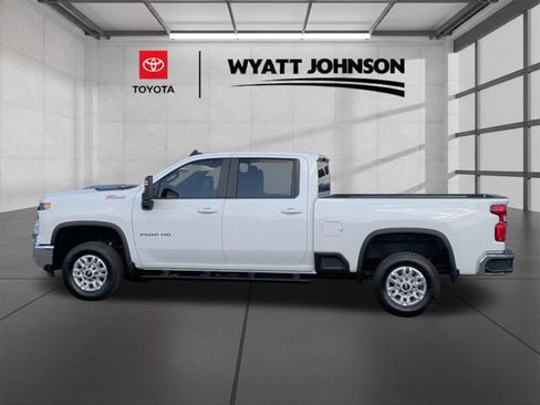 Used 2025 Chevrolet Silverado 2500 LT w/ All Star Edition AWD/4WD image 2