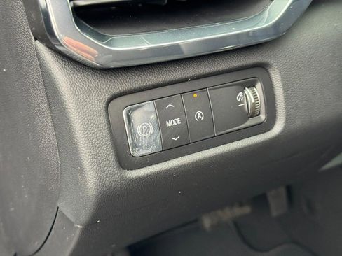 New 2026 GMC Acadia Elevation image 18