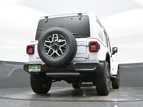 New 2025 Jeep Wrangler Sahara image 14