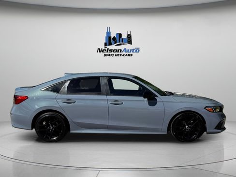 Used 2022 Honda Civic Sport image 3