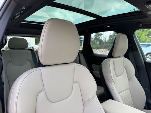 Certified 2026 Volvo XC60 B5 Plus AWD/4WD image 11