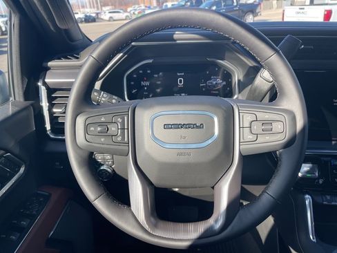New 2026 GMC Sierra 2500 Denali Ultimate w/ LPO, Black Badging Package image 16