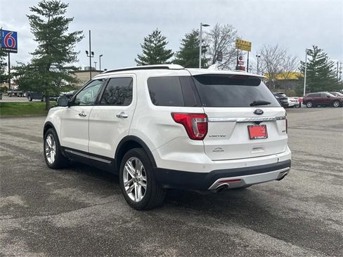 Used 2016 Ford Explorer Limited w/ Equipment Group 301A image 7