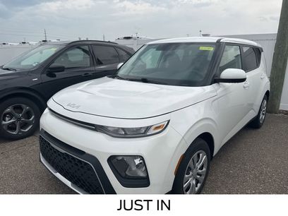 Used 2022 Kia Soul LX