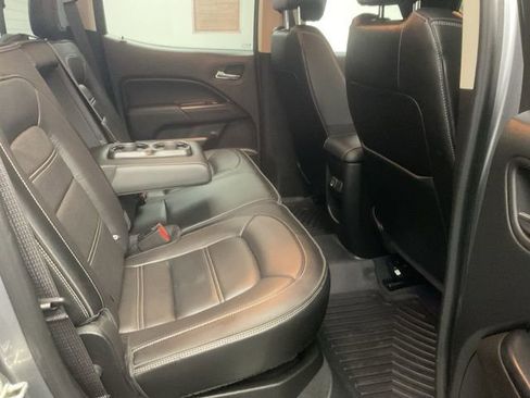 Used 2020 GMC Canyon Denali image 28