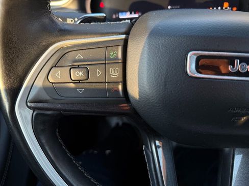 Used 2021 Jeep Grand Cherokee L Laredo image 20