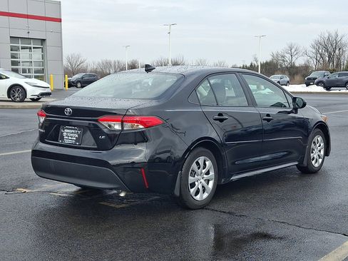Used 2024 Toyota Corolla LE image 6