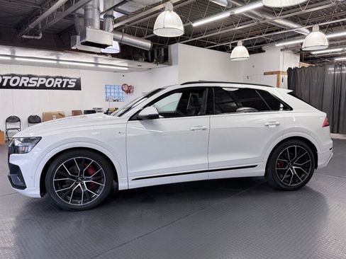 Used 2019 Audi Q8 Prestige w/ Luxury Package image 7