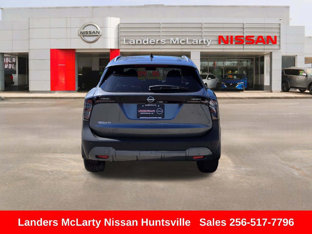 Used 2026 Nissan Kicks SV w/ Cold Weather Package FWD image 5