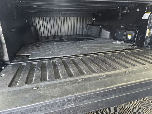 Used 2019 Toyota Tacoma TRD Off-Road image 19