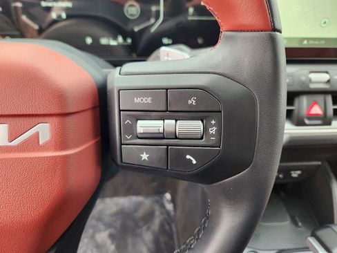 New 2025 Kia K4 GT-Line Turbo image 16