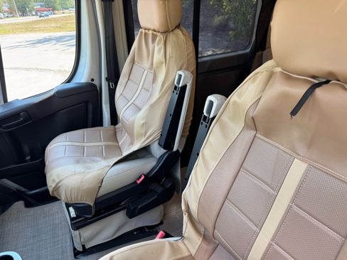 Used 2021 RAM ProMaster 1500 w/ Convenience Group FWD image 18