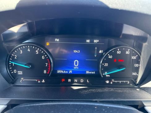 Used 2024 Ford Explorer XLT w/ Equipment Group 202A AWD/4WD image 11