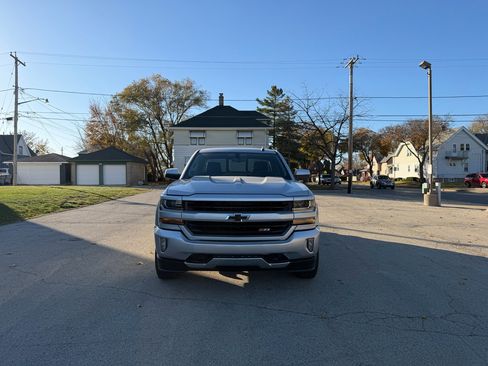 Used 2017 Chevrolet Silverado 1500 LT w/ All Star Edition image 2