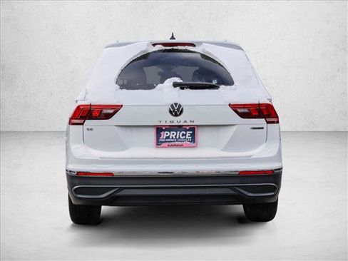 Used 2022 Volkswagen Tiguan SE image 6