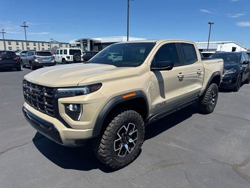 Used 2024 GMC Canyon AT4X AWD/4WD image 7