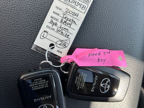 Certified 2024 Toyota RAV4 XLE w/ Convenience Package AWD/4WD image 34