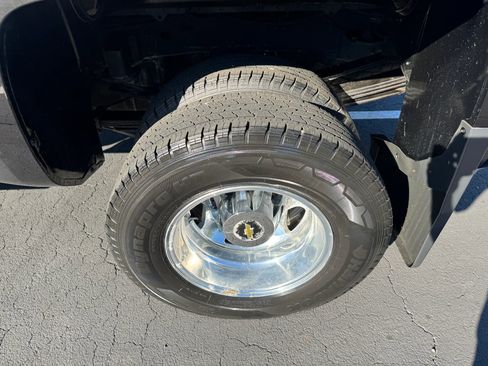 Used 2015 Chevrolet Silverado 3500 LTZ w/ Duramax Plus Package image 12