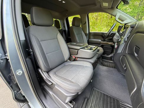 Used 2019 Chevrolet Silverado 1500 RST w/ All-Star Edition AWD/4WD image 28