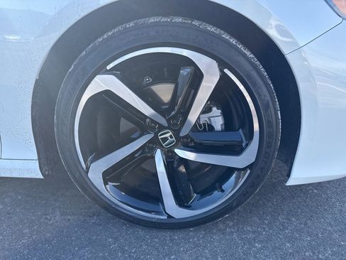 Used 2021 Honda Accord Sport Special Edition image 9