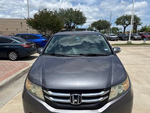 Used 2015 Honda Odyssey EX image 3