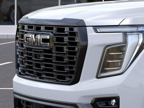 New 2026 GMC Yukon XL Denali Ultimate AWD/4WD image 13