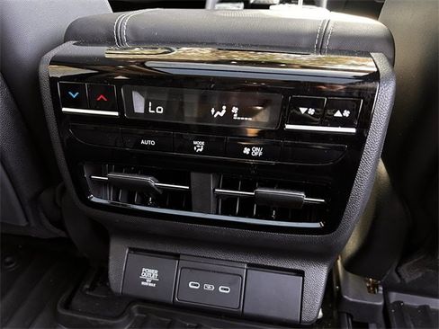 Used 2025 Acura MDX w/ Technology Package image 31