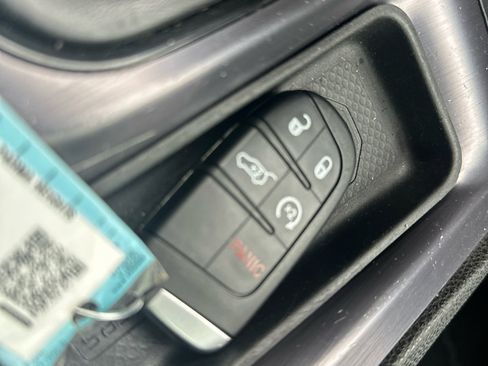 Used 2017 Dodge Charger SXT w/ Plus Group image 46