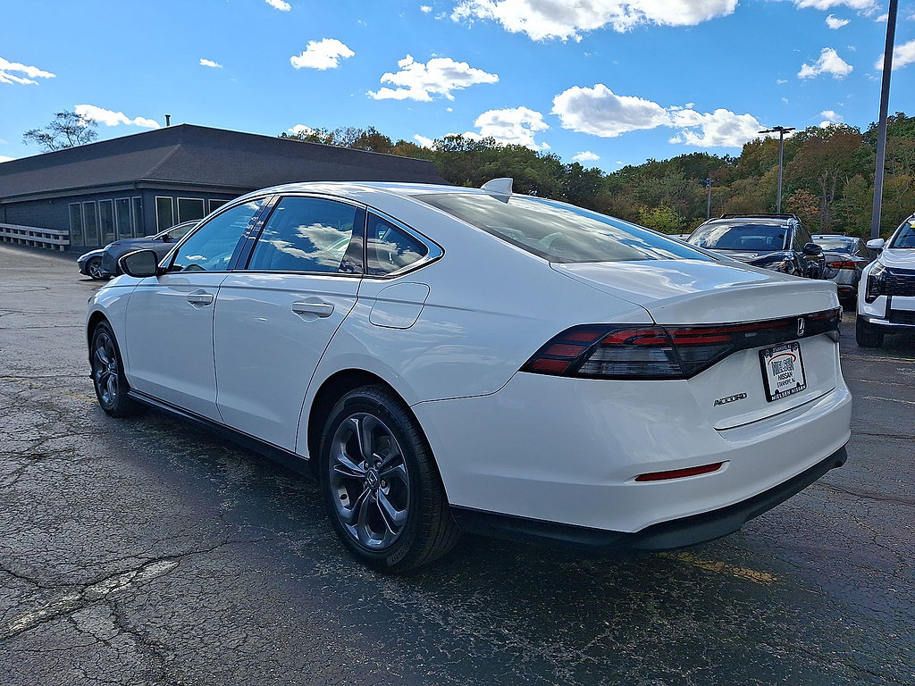 Used 2023 Honda Accord EX image 22